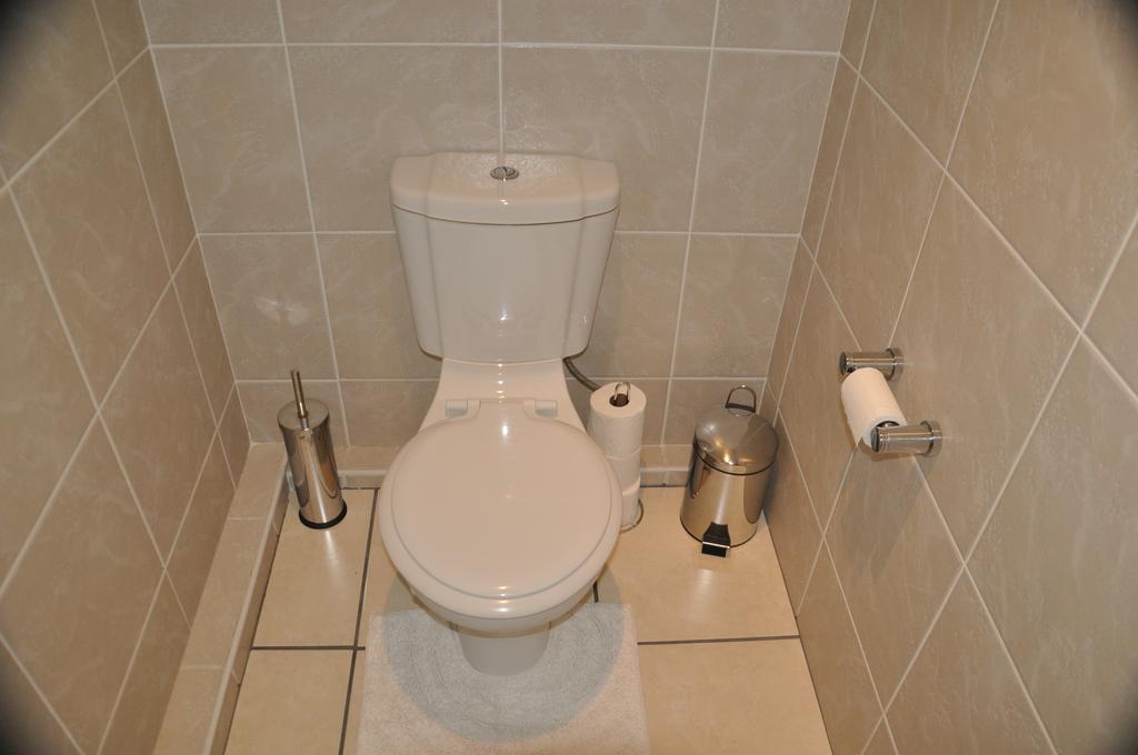 דורבן King Palm Self-Catering Suite מראה חיצוני תמונה