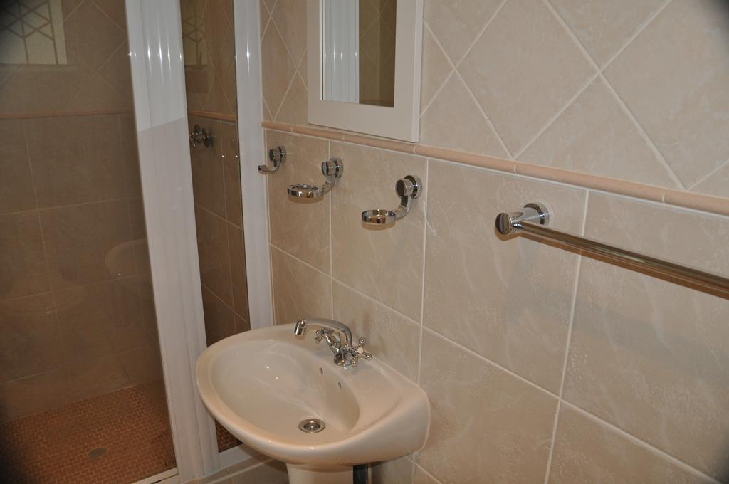 דורבן King Palm Self-Catering Suite מראה חיצוני תמונה